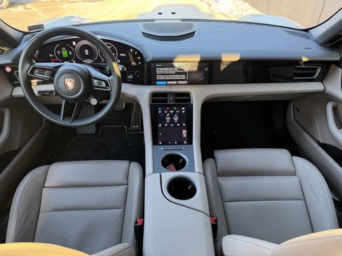 Certified 2025 Porsche Taycan 4S image 17