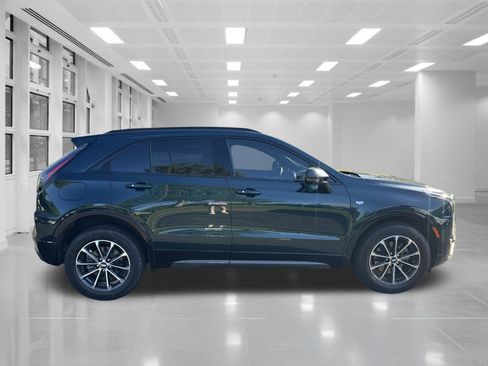 Used 2024 Cadillac XT4 Sport w/ Active Safety Package AWD/4WD image 4