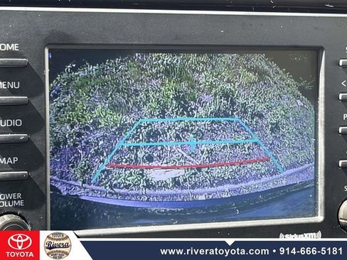 Used 2021 Toyota RAV4 LE AWD/4WD image 25