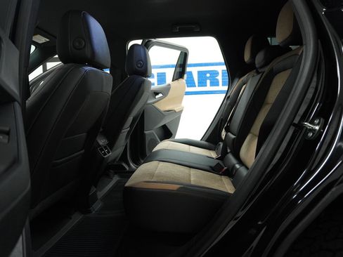 New 2026 Chevrolet Equinox ACTIV w/ Convenience Package III image 36