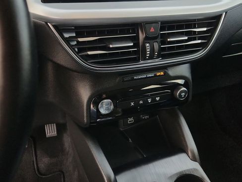 Used 2025 Ford Escape Platinum image 25