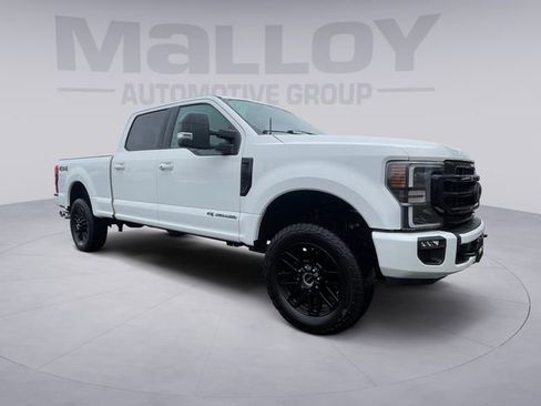Used 2022 Ford F250 Lariat w/ Black Appearance Package image 7