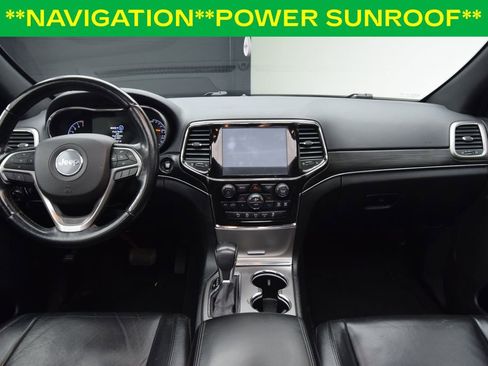 Used 2022 Jeep Grand Cherokee Limited image 4