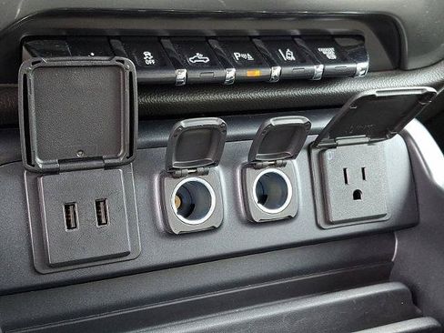 Certified 2017 Chevrolet Silverado 2500 LTZ w/ Duramax Plus Package AWD/4WD image 27
