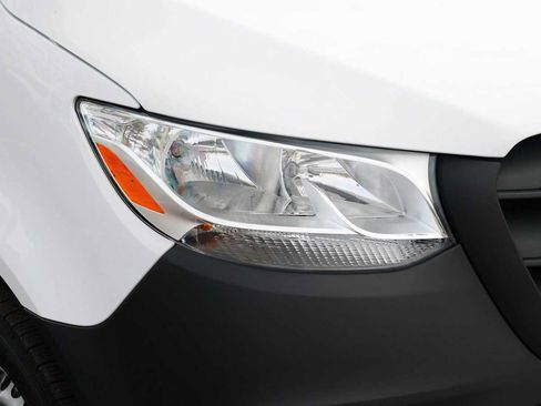 New 2026 Mercedes-Benz Sprinter 2500 image 12