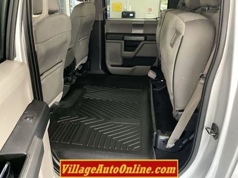 Used 2016 Ford F150 XLT w/ Equipment Group 302A Luxury image 29