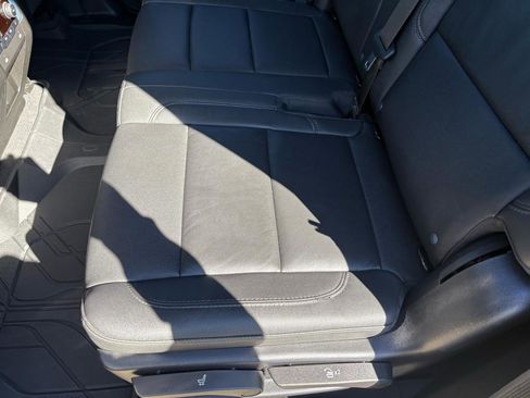 Used 2023 Chevrolet Tahoe LT w/ Luxury Package AWD/4WD image 61