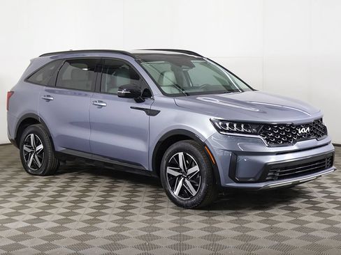 Used 2023 Kia Sorento S w/ Panoramic Sunroof Package FWD image 56