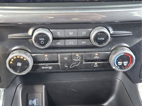 Used 2024 Ford F150 STX RWD image 18