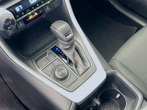 Certified 2025 Toyota RAV4 SE AWD/4WD image 16
