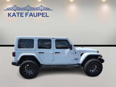 Used 2020 Jeep Wrangler Unlimited Sahara AWD/4WD image 8
