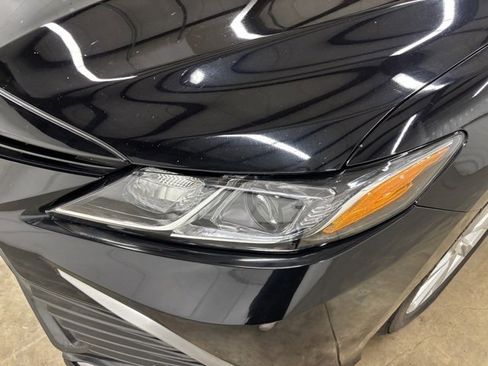 Used 2024 Toyota Camry LE image 10