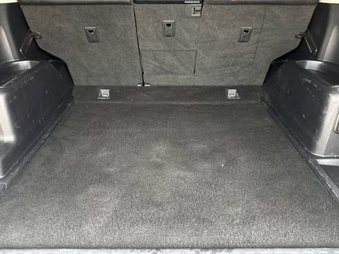 Used 2021 Toyota 4Runner SR5 Premium w/ Moonroof Package RWD image 11