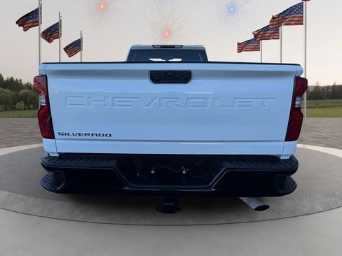 Used 2021 Chevrolet Silverado 2500 W/T w/ WT Convenience Package image 9