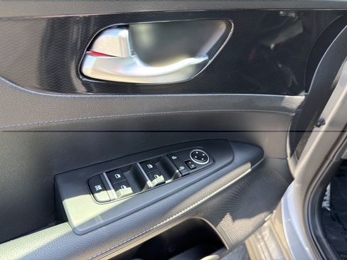 Used 2023 Kia Forte GT-Line w/ GT-Line Premium Package FWD image 22
