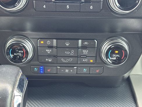 Used 2019 Ford F150 Lariat w/ Equipment Group 502A Luxury image 22