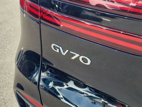 New 2026 Genesis GV70 2.5T Advanced w/ G1 Accessory Package image 13