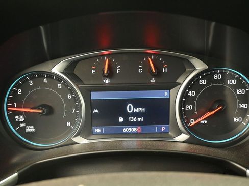 Used 2020 Chevrolet Equinox Premier FWD image 11