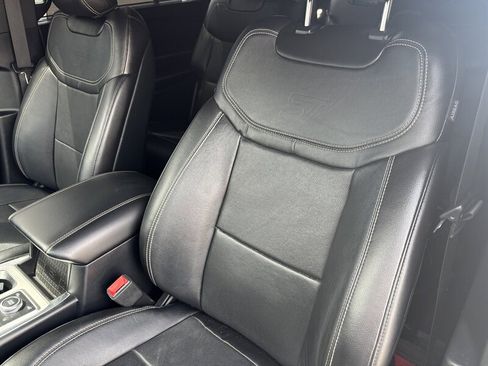 Used 2020 Ford Explorer ST w/ Premium Technology Package AWD/4WD image 24