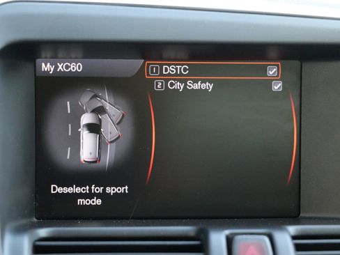 Used 2013 Volvo XC60 3.2 image 23