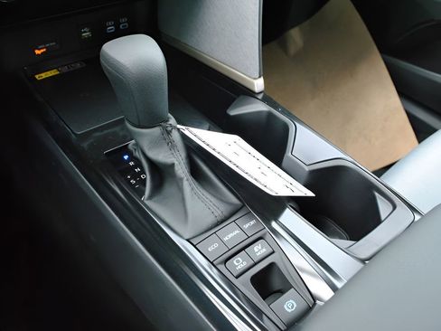 New 2026 Toyota Camry LE FWD image 15