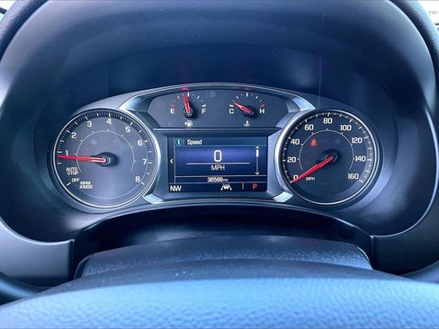 Used 2023 GMC Terrain SLE w/ Driver Convenience Package image 20