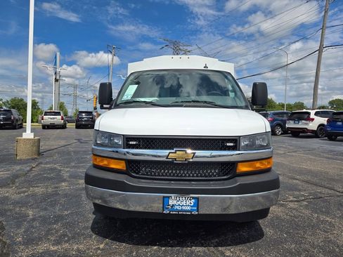 New 2025 Chevrolet Express 3500 w/ Power Convenience Package image 2
