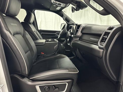 Used 2025 RAM 1500 Laramie image 59