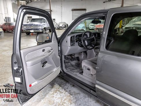 Used 2000 GMC Sierra 1500 2WD Extended Cab w/ Convenience Plus Group image 56