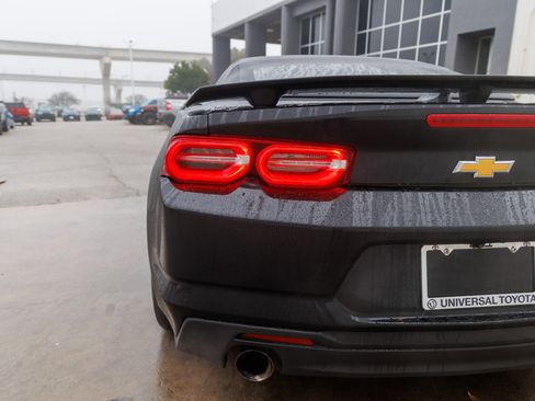 Used 2022 Chevrolet Camaro LT image 21