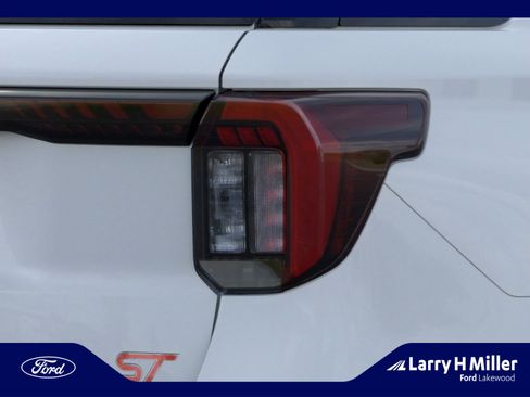 New 2026 Ford Explorer ST w/ Sun And Sound Package image 21