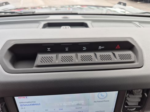 New 2025 Ford Bronco 2-Door w/ Sasquatch Package image 31