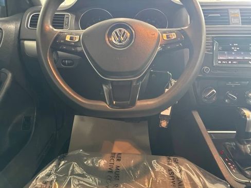 Used 2017 Volkswagen Jetta S FWD image 20