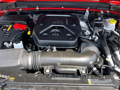 Used 2025 Jeep Wrangler Unlimited Sport S 4xe AWD/4WD image 31