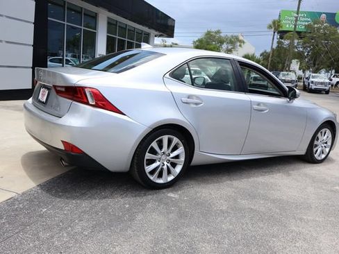 Used 2016 Lexus IS 200t RWD image 9