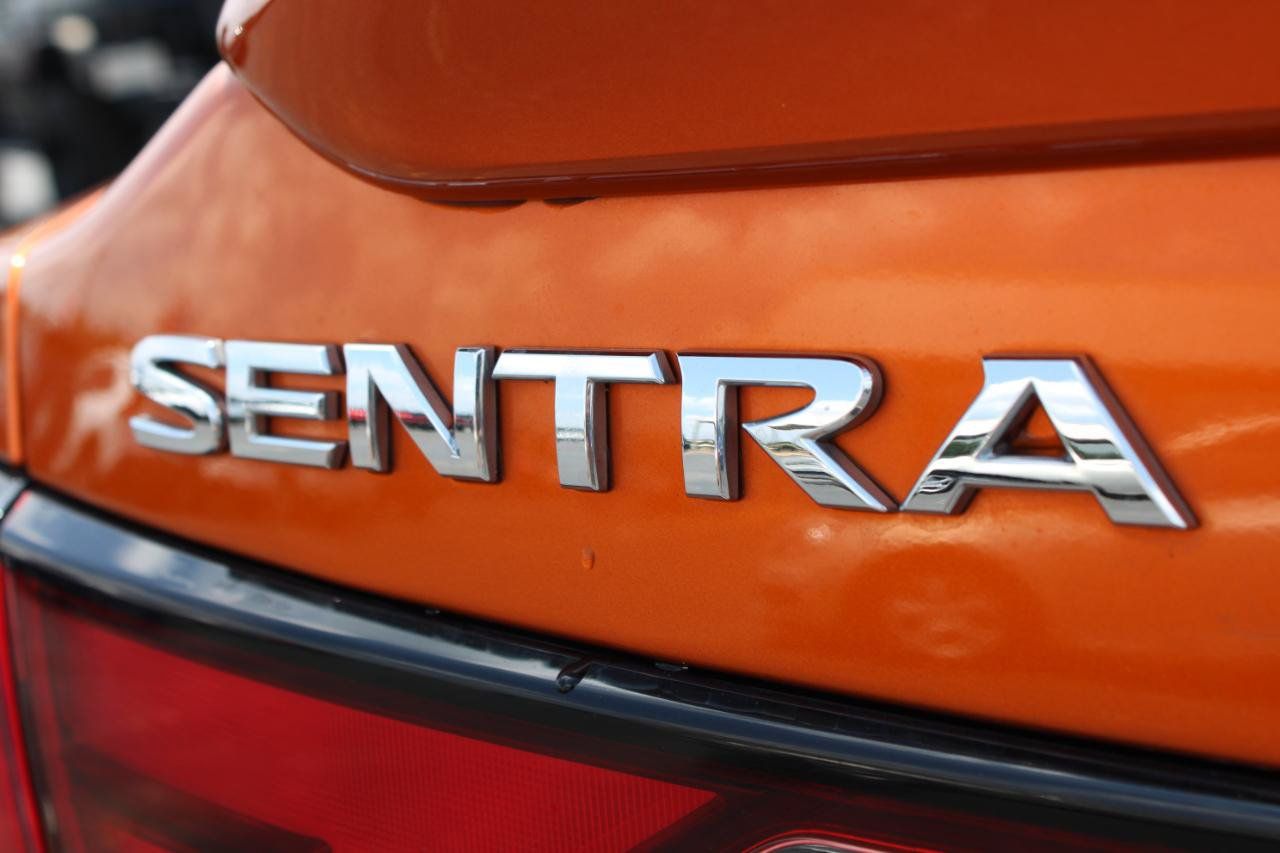 Used 2023 Nissan Sentra SR FWD image 6