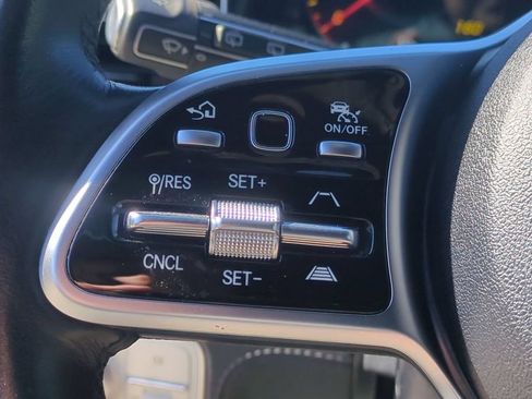 Used 2023 Mercedes-Benz GLE 450 4MATIC w/ AMG Line Exterior image 26