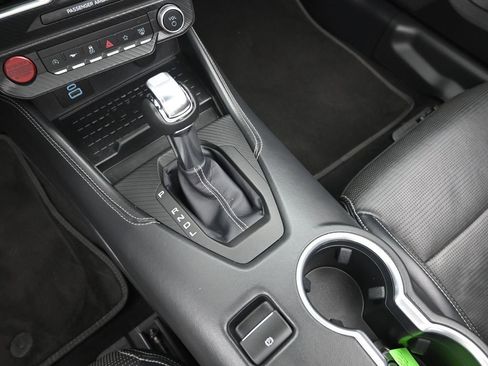 Used 2024 Ford Mustang Premium image 19