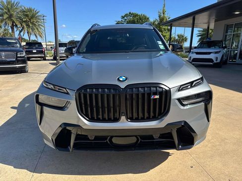 Used 2024 BMW X7 M60i w/ Executive Package AWD/4WD image 3