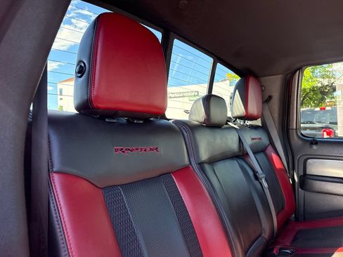 Used 2014 Ford F150 Raptor w/ Equipment Group 801A Luxury AWD/4WD image 22