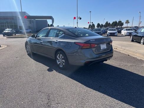 New 2025 Nissan Altima 2.5 S image 7