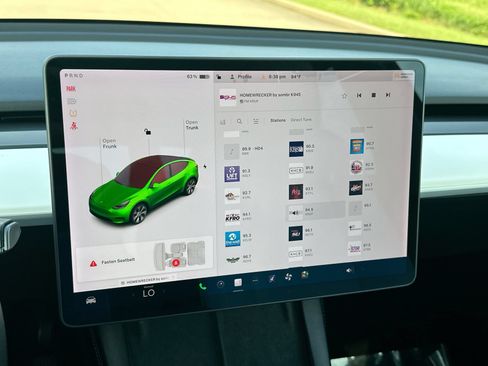 Used 2021 Tesla Model Y Long Range AWD/4WD image 16