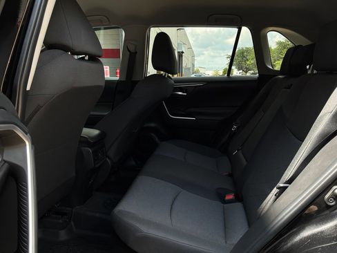 Used 2024 Toyota RAV4 AWD Hybrid image 15