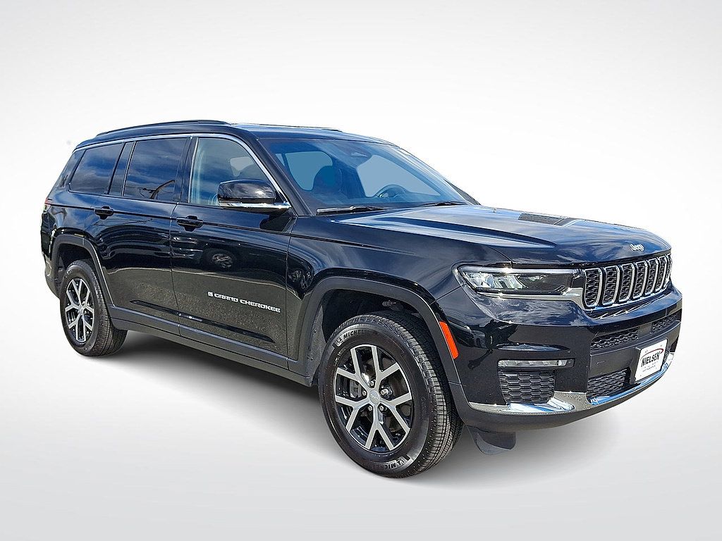 Used 2025 Jeep Grand Cherokee L Limited AWD/4WD image 1