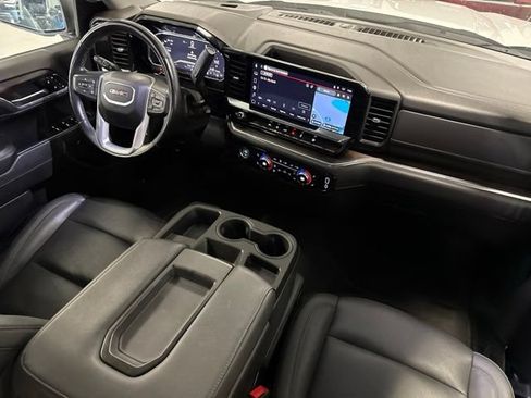 Used 2024 GMC Sierra 1500 SLT AWD/4WD image 15