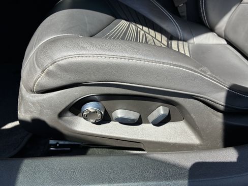 Used 2022 Chevrolet Corvette Stingray Preferred Cpe w/ Z51 Performance Package image 24