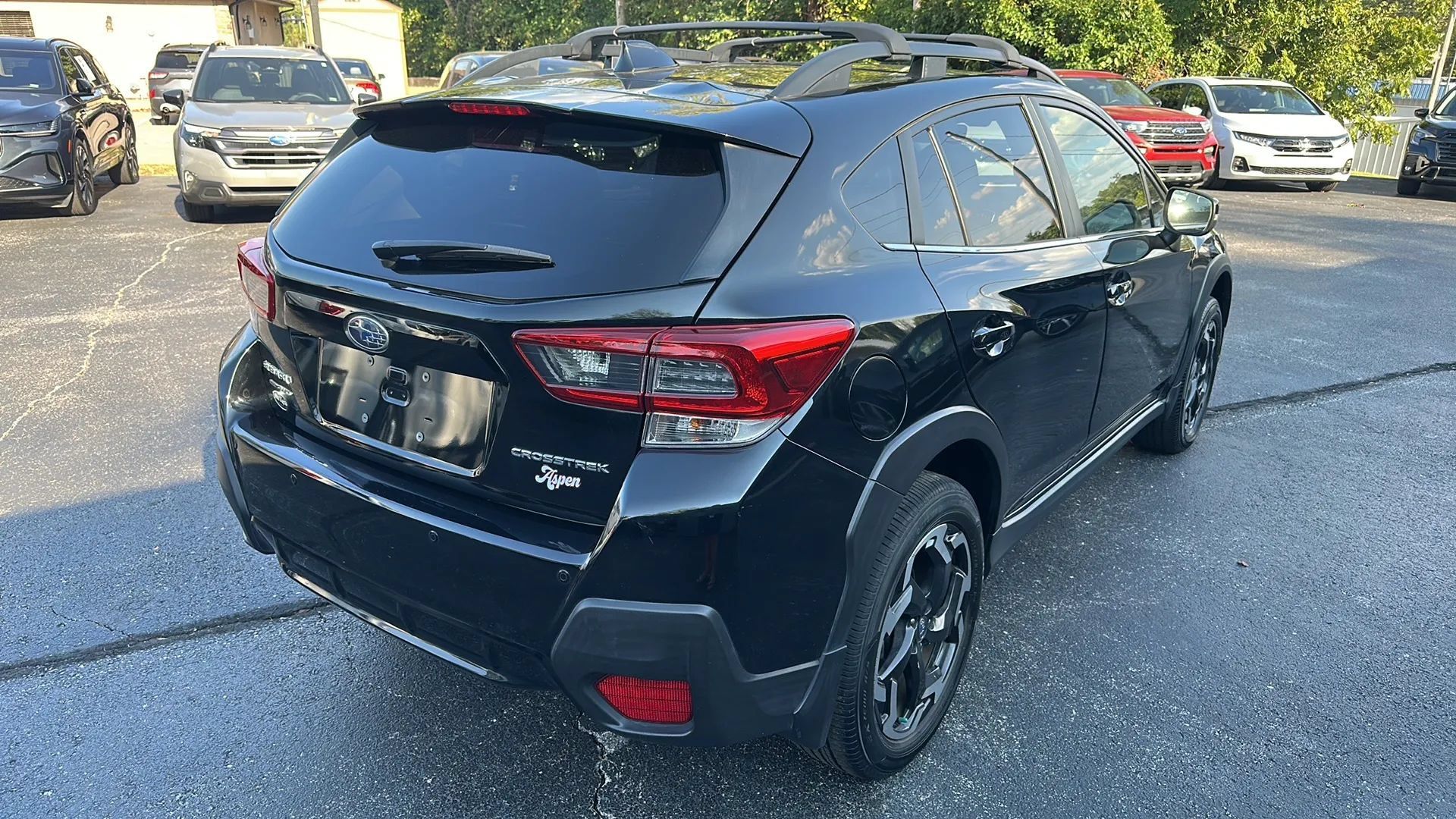 Used 2023 Subaru Crosstrek 2.5i Limited AWD/4WD image 3