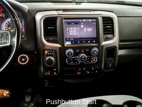 Used 2022 RAM 1500 Classic SLT w/ Electronics Convenience Group image 9