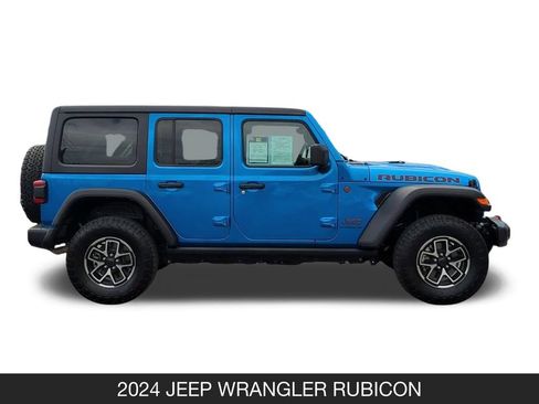 Used 2024 Jeep Wrangler Unlimited Rubicon AWD/4WD image 6