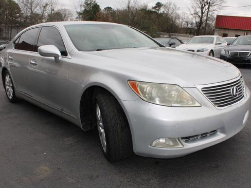 Used 2007 Lexus LS 460 L image 3